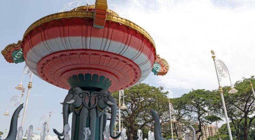 Hotel Lolex Kuchai Lama Kuala Lumpur Exteriör bild